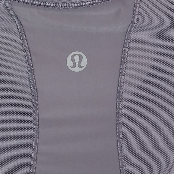 Lululemon Mesh Top Size 6 - Picture 5 of 7